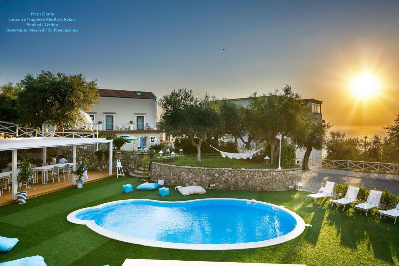 Melrose Sorrento Hotel ภายนอก รูปภาพ